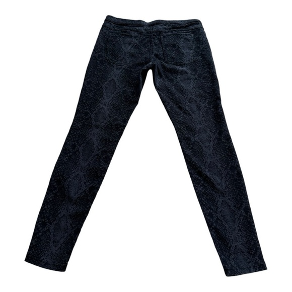 HUE | Essential Denim | Snake Print Brocade Fabric Pants - Size Large - Picture 2 of 9